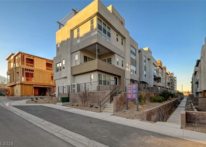 654 Spotted Falcon Street - Photo 1