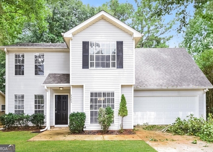 3302 Basking Shade Lane - Photo 1