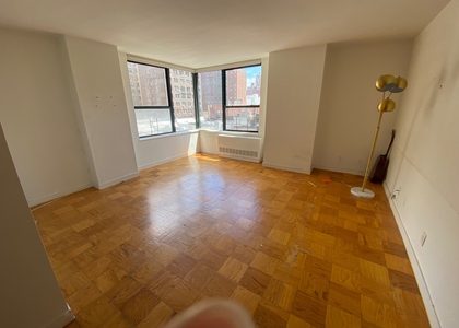 West 87 th Street - Photo 1