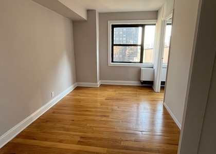 301 East 47th Street, New York - Photo 1