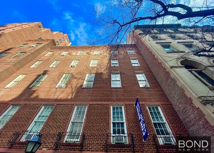 39 East 65th Street - Photo 1