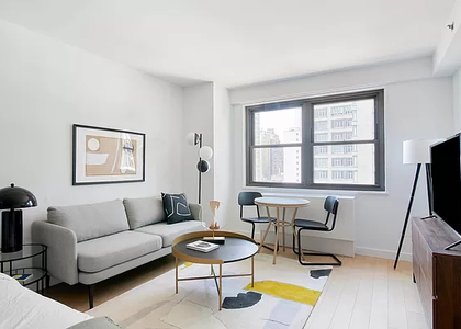 222 East 39th Street - Photo 1