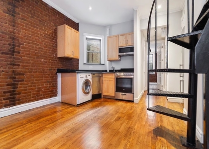 219 East 23rd Street - Photo 1