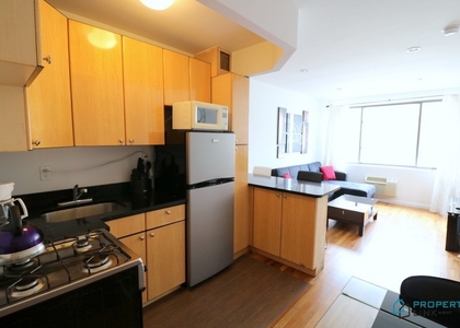 10 Avenue - Photo 1