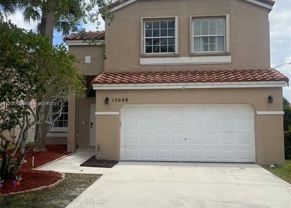 15698 Nw 12th Rd - Photo 1