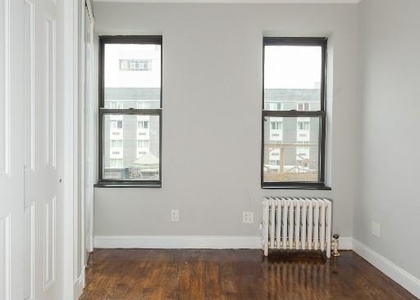 10th Avenue - Photo 1