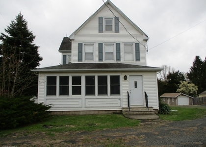 18 Mountain Blvd - Photo 1