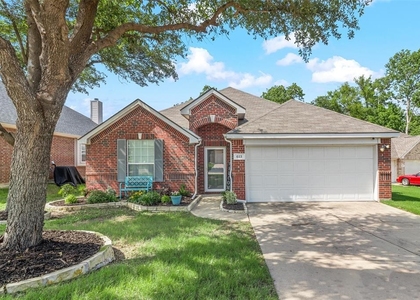 613 Knollwood Trail Court - Photo 1