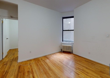 East 91 Street - Photo 1