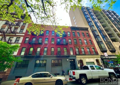 156 East 85th Street - Photo 1