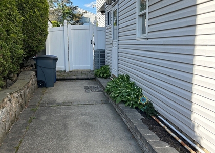 183 Merrill Ave - Photo 1