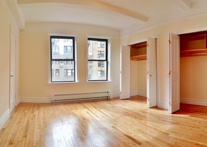 West 79 Street - Photo 1