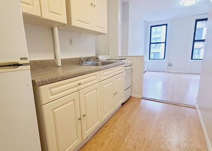 217 East 29th Street - Photo 1