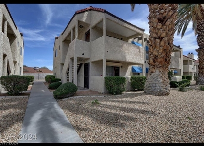 5060 Newport Cove Drive - Photo 1