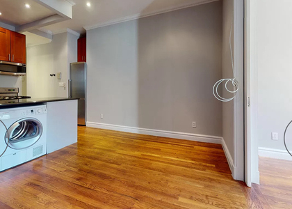 246 Mott Street - Photo 1