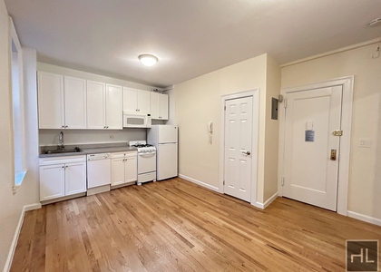 305 West 45 Street - Photo 1