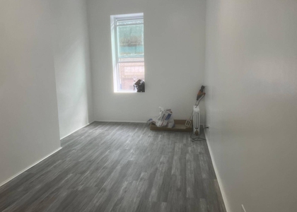 8811 Jamaica Ave - Photo 1