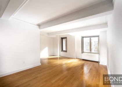 101 West 55th Street - Photo 1