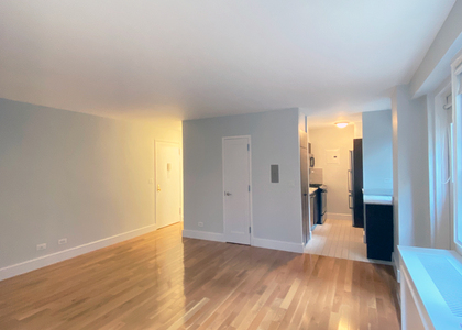 East 33 Street - Photo 1