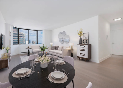 East 52nd Street - Photo 1