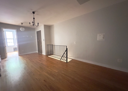 knickerbocker Ave & Greene Ave - Photo 1
