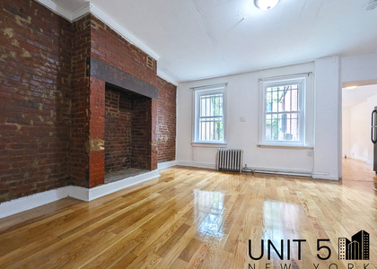 484 Willoughby Avenue - Photo 1