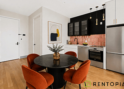 209 Montrose Avenue - Photo 1