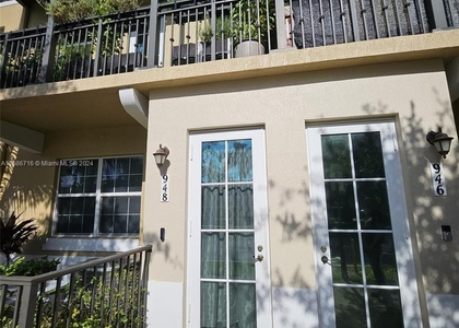 948 Sw 147th Ave - Photo 1