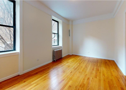 West 45th Street - Photo 1