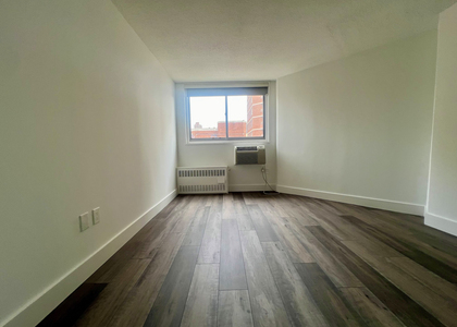 E 28TH ST - Photo 1