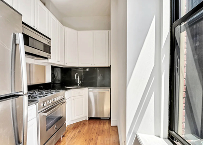  Madison Avenue - Photo 1