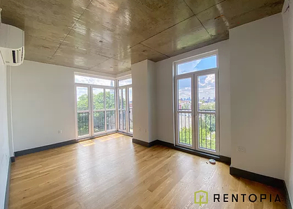 340 Evergreen Avenue - Photo 1