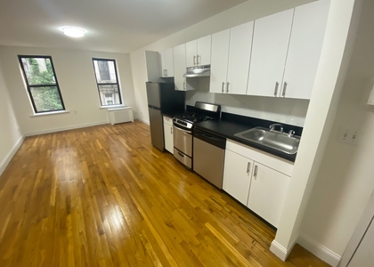 East 89th Street - Photo 1