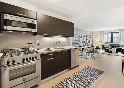 East 39th Street - Photo 1