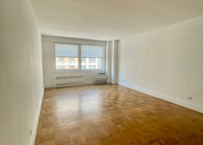 East 34th Street - Photo 1