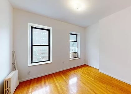 1460 2nd Avenue - Photo 1