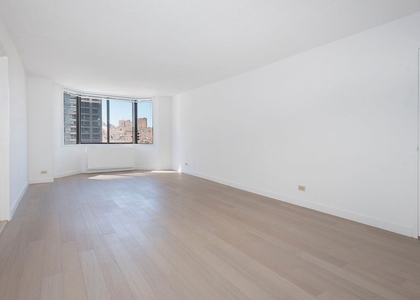 East 52nd Street - Photo 1