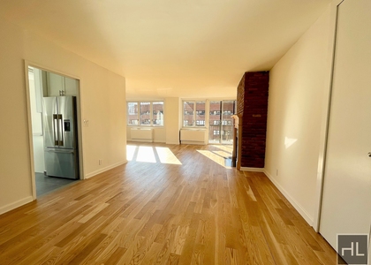 East 34 Street - Photo 1