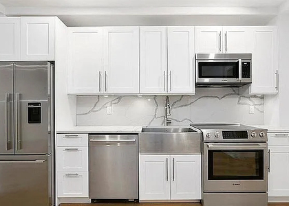 East 48th Street - Photo 1