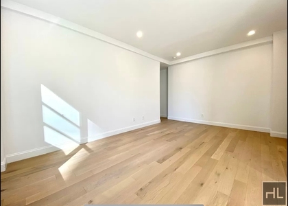 East 48th Street - Photo 1