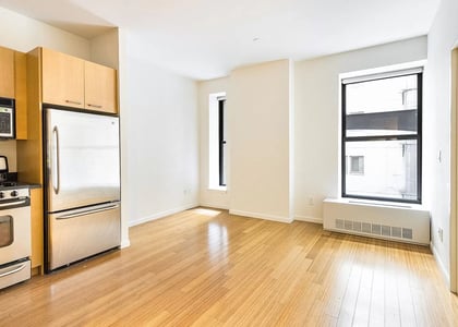 Albany Street - Photo 1