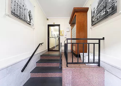 West 11th street - Photo 1