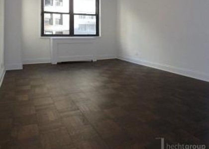 5th Avenue And 14th Street - Photo 1