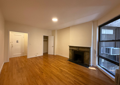 152 East 84th Street - Photo 1