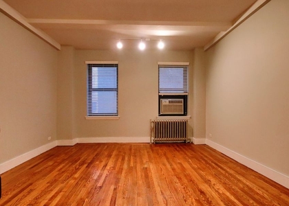 11 Waverly Place - Photo 1