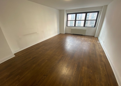 400 East 89th Street - Photo 1