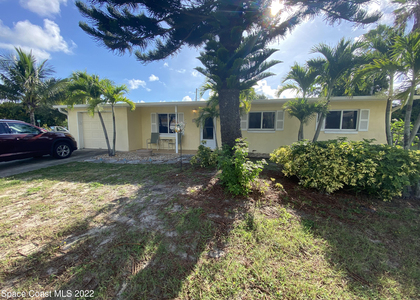 8800 Sea Shell Lane - Photo 1