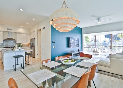 1529 Doheny Way - Photo 1