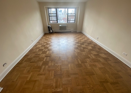 East 79th Street - Photo 1