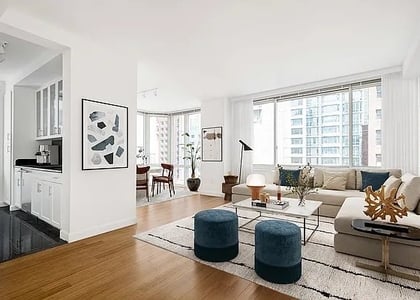 West 38th Street - Photo 1